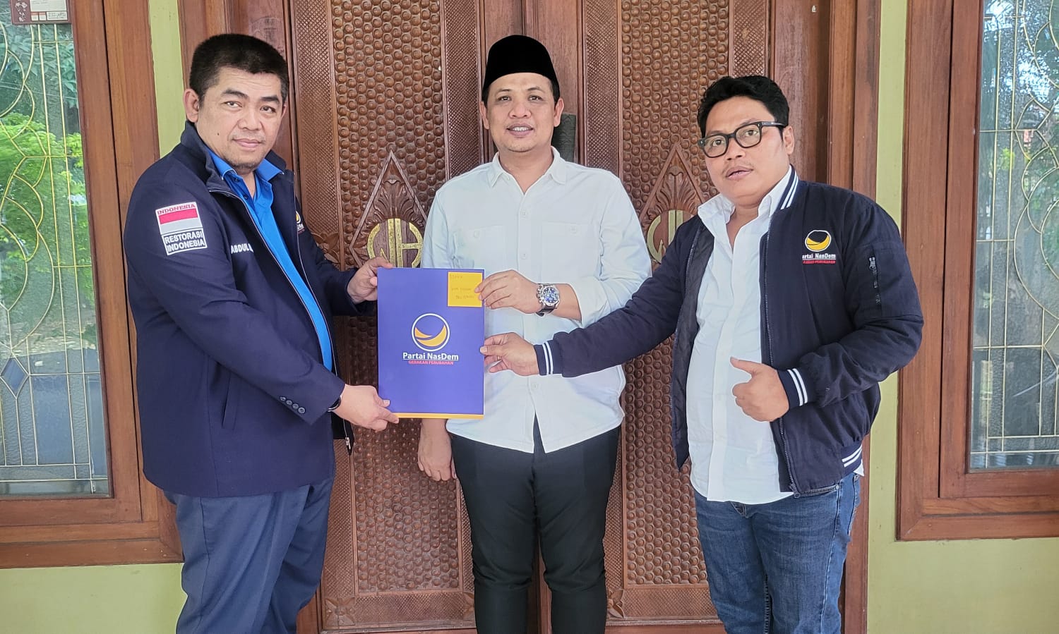 NasDem Serahkan Formulir B1-KWK Untuk Paslon Isro-Uyun di Pilkada Kota Cilegon
