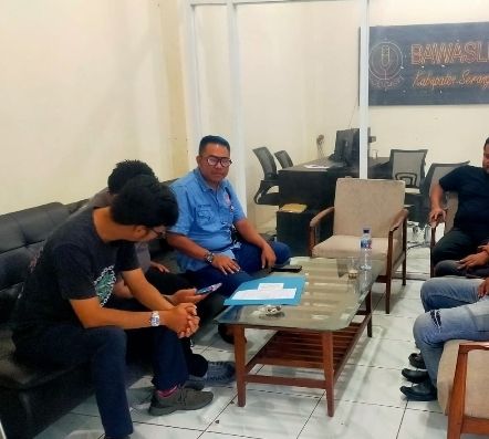 Baliho Paslon Nomor Urut 2 Dirusak, Kuasa Hukum Zakiyah-Najib : Laporkan Dan Hukum Pelakunya Sebagai Efek Jera