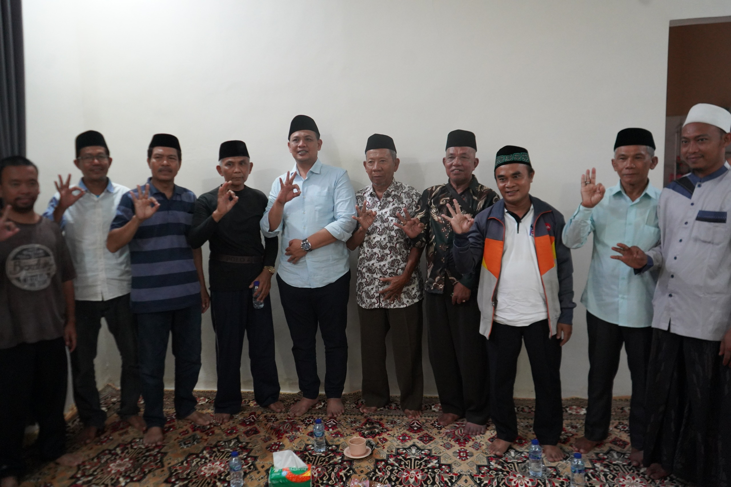 Menjelang Hari Pencoblosan, Kesepuhan dan Tokoh Masyarakat Cilegon Nyatakan Dukungan untuk Isro-Uyun