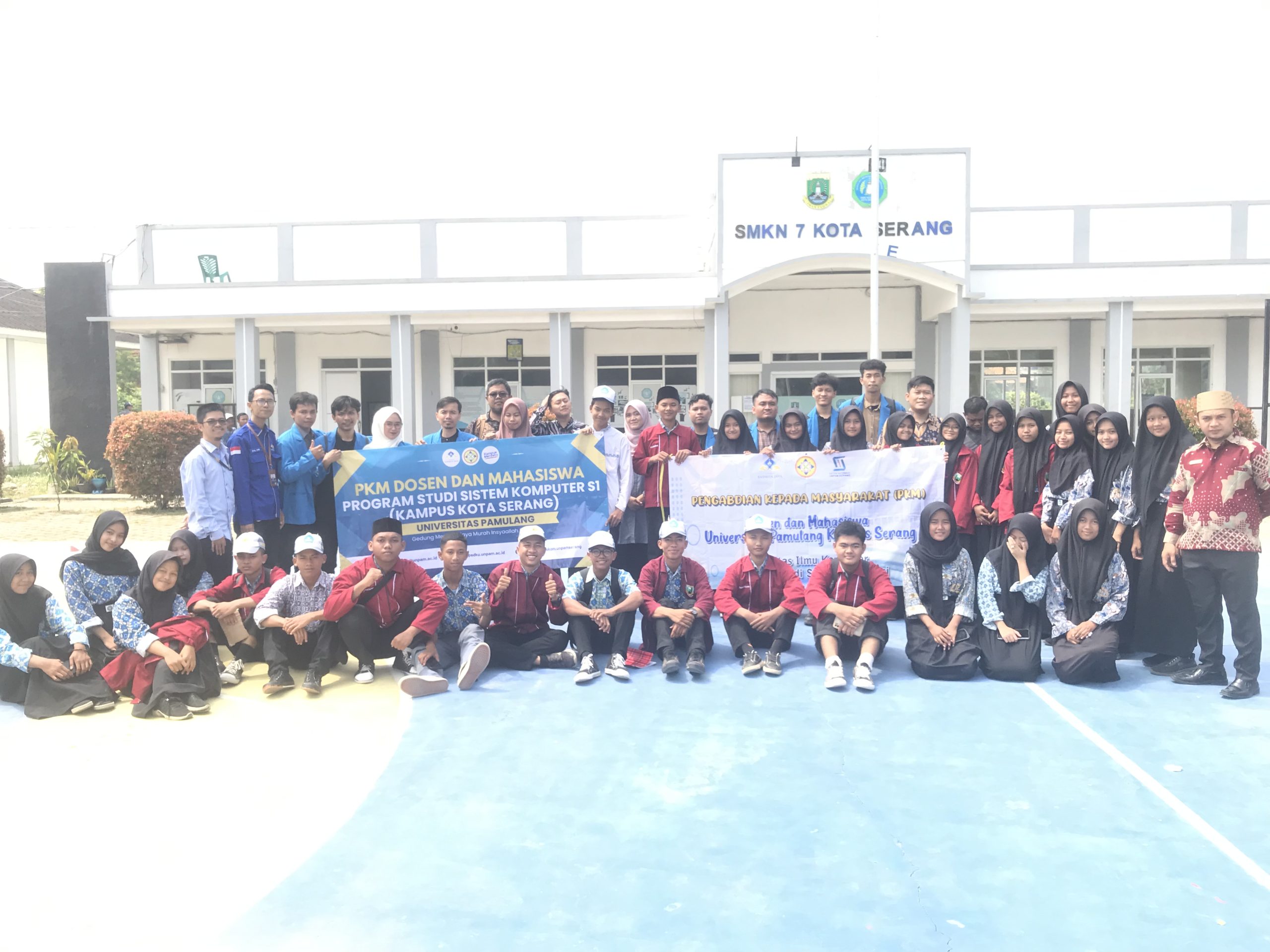 UNPAM Kampus Serang Program Studi Sistem Informasi Lakukan Pengabdian Masyarakat di SMK Negeri 7 Kota Serang
