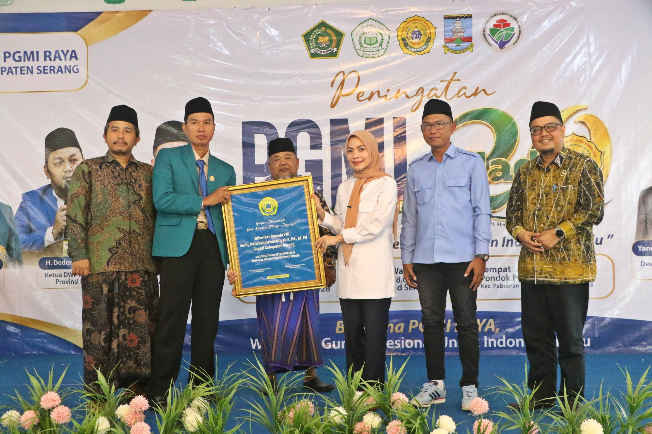 Bupati Serang Naikkan 50 Persen Insentif 7.355 Guru Madrasah dan 8.686 Guru Ngaji